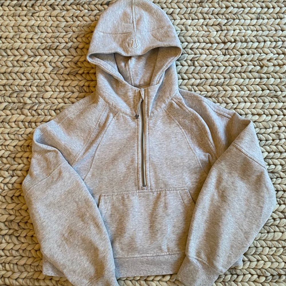 Lululemon scuba half zip